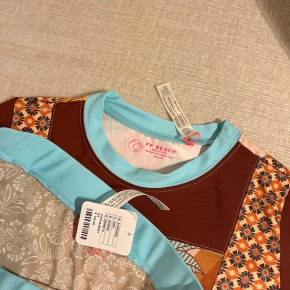 Free People Set Jesse Surf Rashie Fez Surf Bootie Shorts NEW Free-est XS - Picture 10 of 12